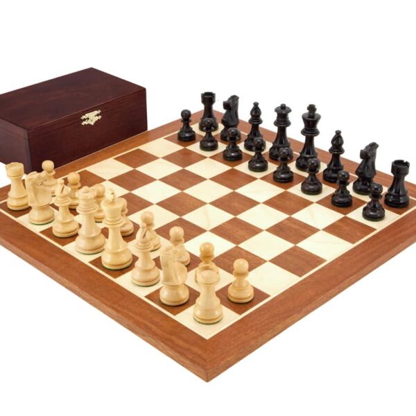 Echiquier et Jeu d'Echecs en Bois Avec Son Coffret de Rangement I