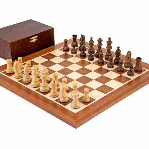 Echiquier et Jeu d'Echecs avec son Coffret de Rangement en Bois III