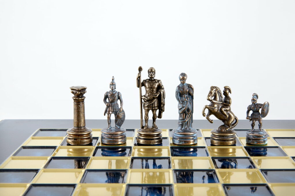 Jeu D'échecs Mythologie Grecque - Pièces En Polyrésine Avec échiquier Mosaïque 17" | Décoration Et Jeu