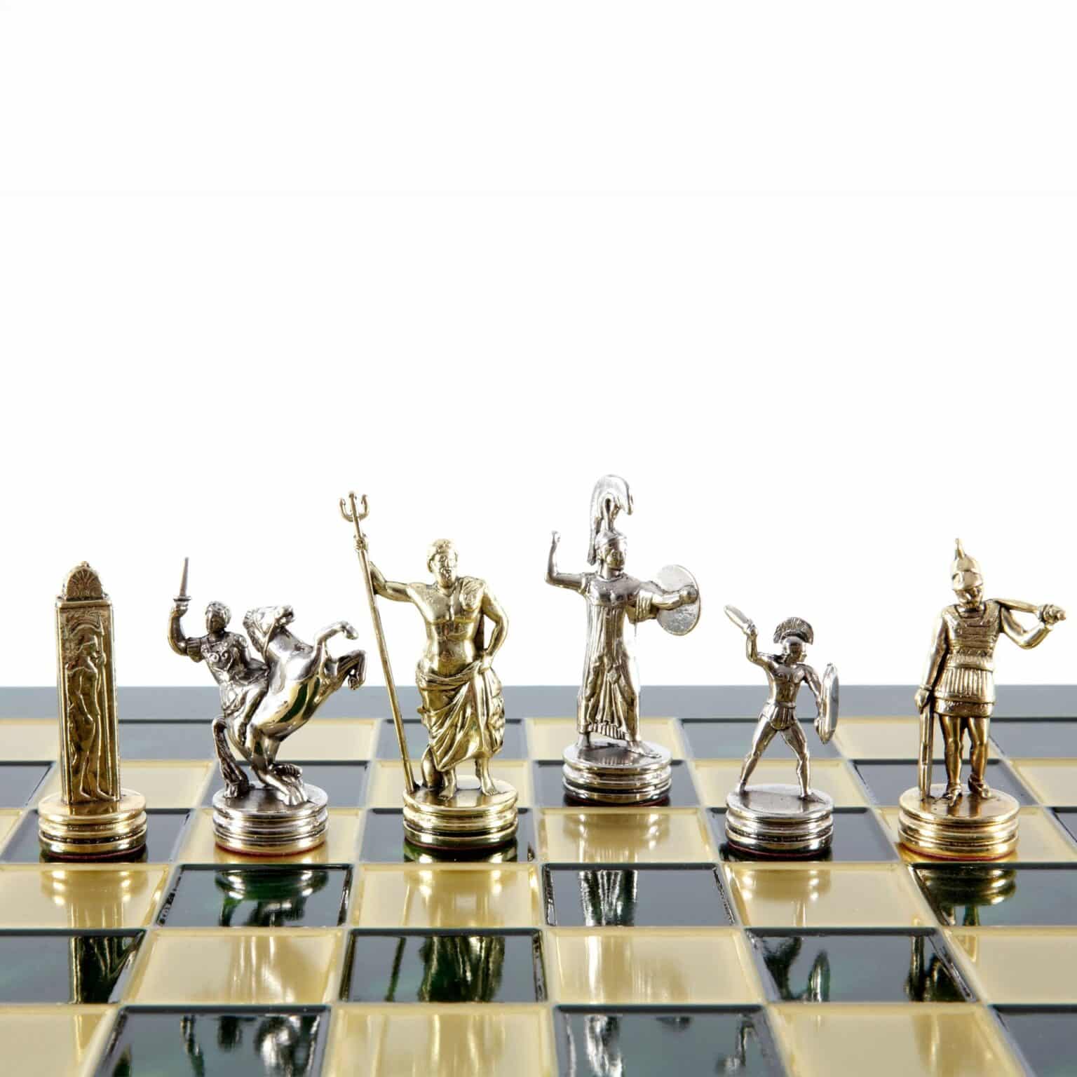 Jeu d'échecs noir, doré et argenté Chess | Maisons du Monde