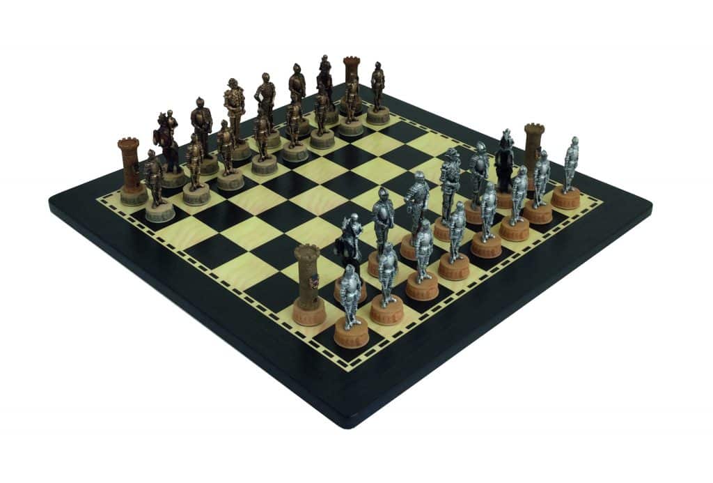 Jeu d'échec complet Chevaliers du Moyen âge Ebène Roi 8 cm