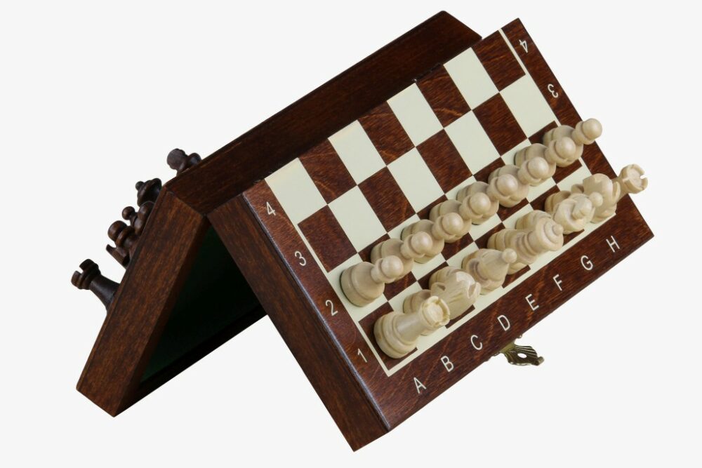 Échecs Magnétiques Mini – Jeu d’Échecs de Voyage Compact en Bois avec Pièces Staunton