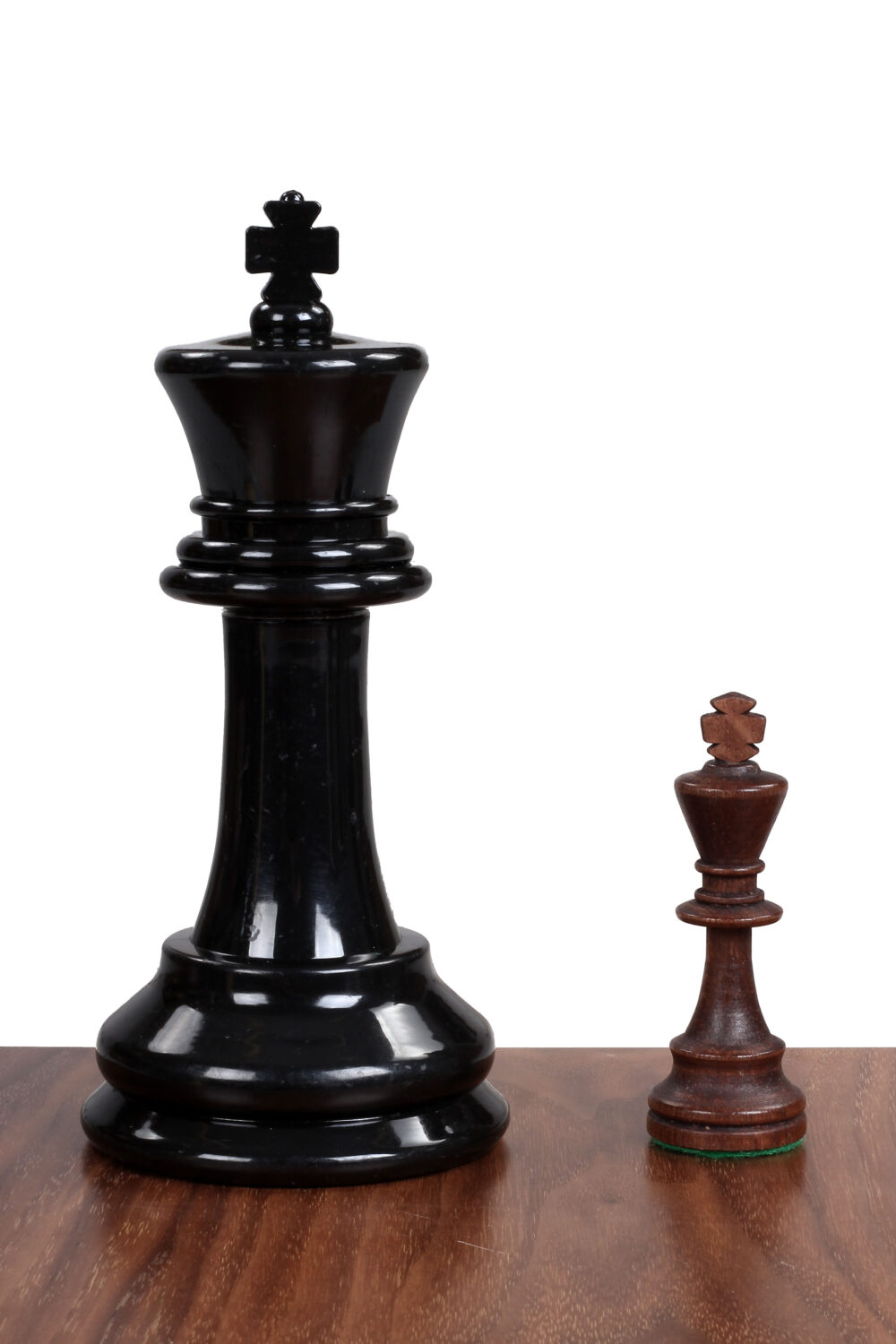 Ensemble d’Échecs et Dames en Plastique Résistant aux Intempéries avec Échiquier en Vinyle - Idéal pour Intérieur et Extérieur
